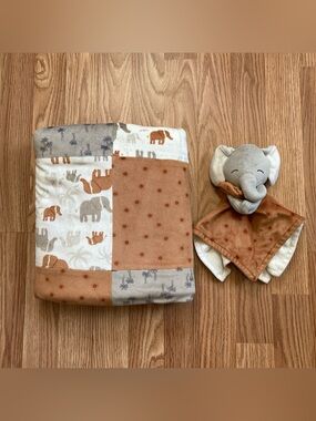 Set - Modern Moments Gerber Safari Elephant Lovey + Plush Blanket Sherpa.